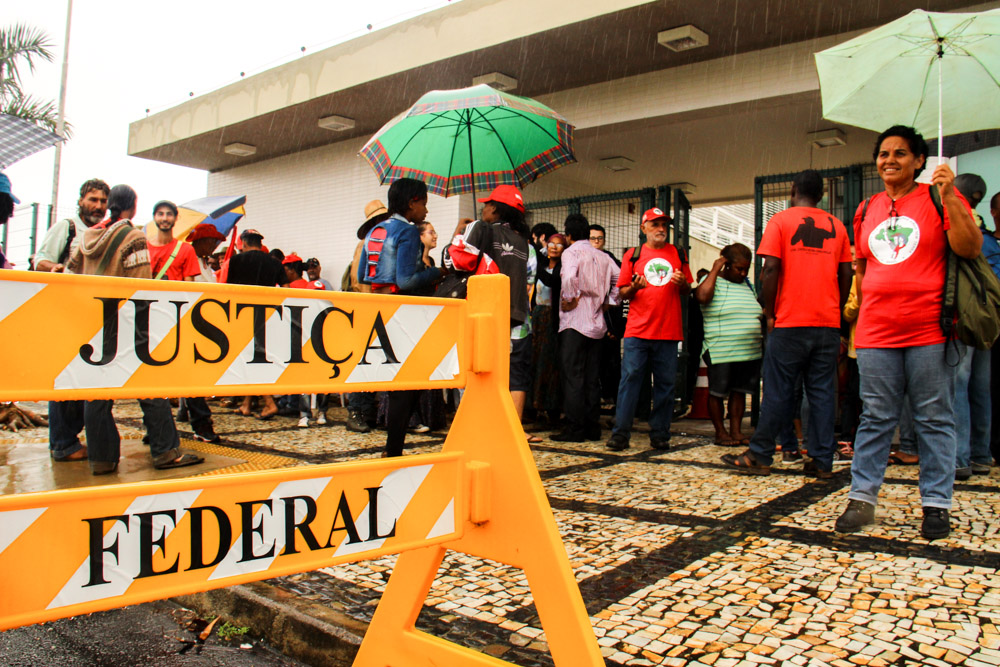 Osvaldo_de_Oliveira_na_Justica_Federal_Baixa_Pablo_Vergara_-38