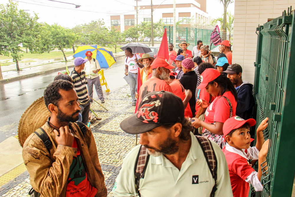 Osvaldo_de_Oliveira_na_Justica_Federal_Baixa_Pablo_Vergara_-5