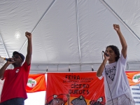 MC Pingo e Mano Teko durante Feira da Reforma AgrÃ¡ria CÃ­cero Guedes, Largo da Carioca, RJ, 09/12/2014